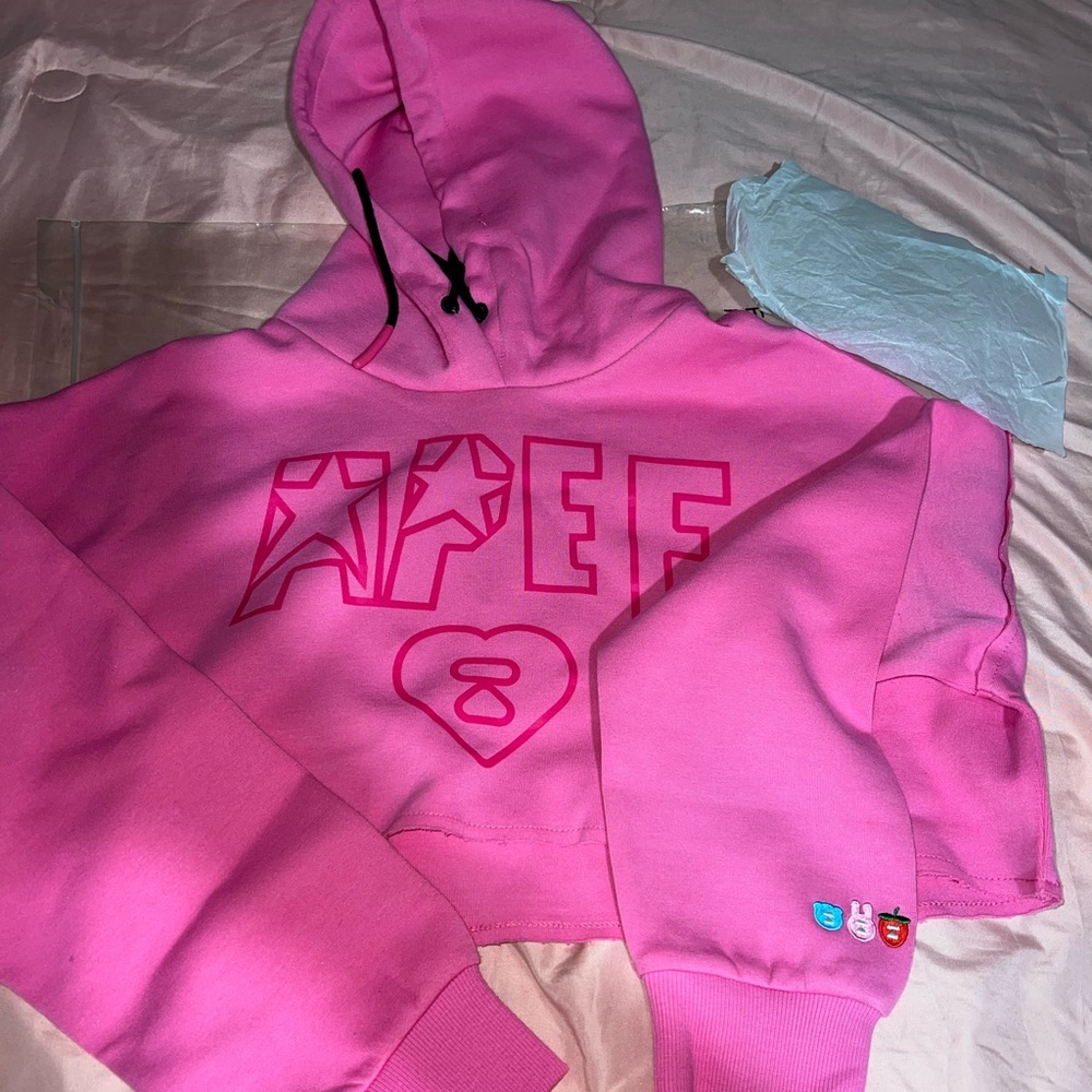 Brand new Crop Ape hoodie💗
